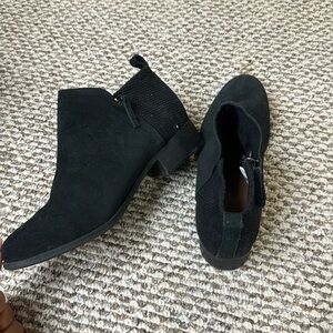 TOMS booties black BRAND NEW no box